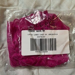 Victoria’s Secret Lace Thong size Medium New with Tags